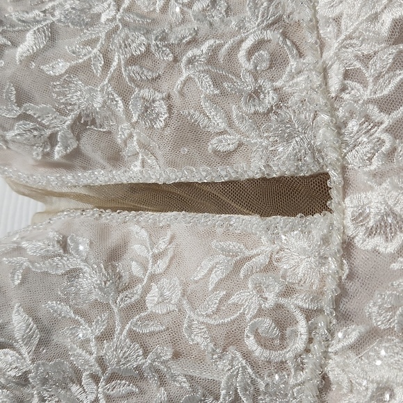 Maggie Sottero Leticia Lynette size 6 Wedding Dress Princess Style - Picture 6 of 12